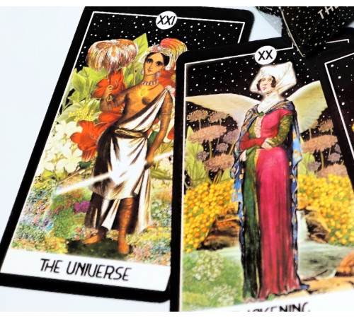Карти Таро Інтуїтивне Таро Нічної Богині (The Intuitive Night Goddess Tarot)