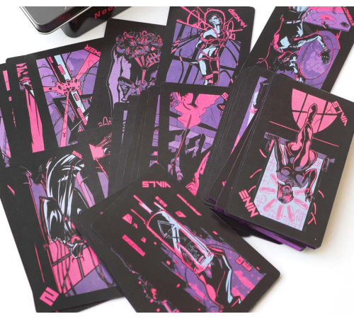 Карти Таро Неонового Місяця Neon Moon Tarot