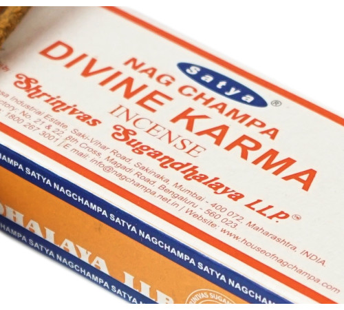 Ароматичні палички Божественна карма Satya Divine Karma