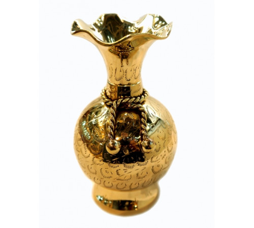 Ваза желтый метал
